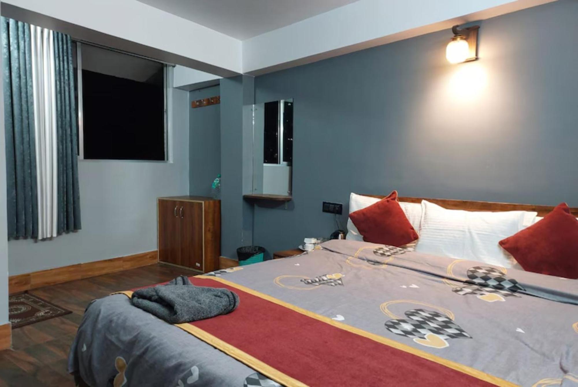 Hotel Pitstop Darjeeling - Excellent Service Recommended & Couple Friendly Exterior foto
